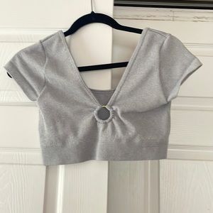 Aerie cropped tee ring closure